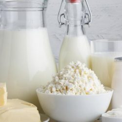 Можно ли пить молоко, если повышен холестерин?