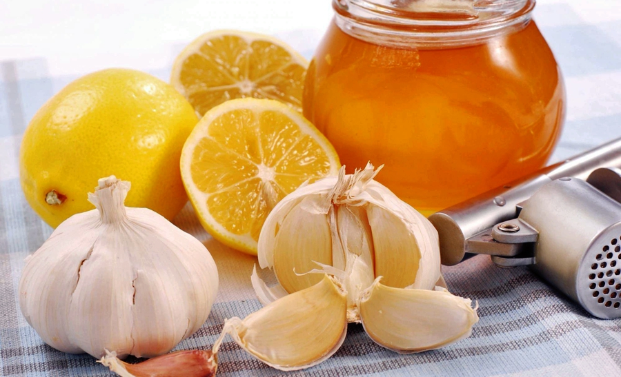 Лимон, чеснок, мед – что лечит, 15 рецептов приготовления в домашних .